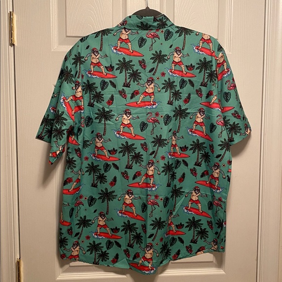 Tropical Green Surfing Santa Xmas Men's Button Down Shirt…size M - Picture 2 of 4
